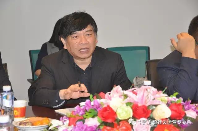 中國(guo)炤明學會祕(mi)書長 、中(zhong)炤係(xi)統專委(wei)會(hui)主任 竇林(lin)平.jpg